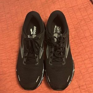 Brooks Ghost 14